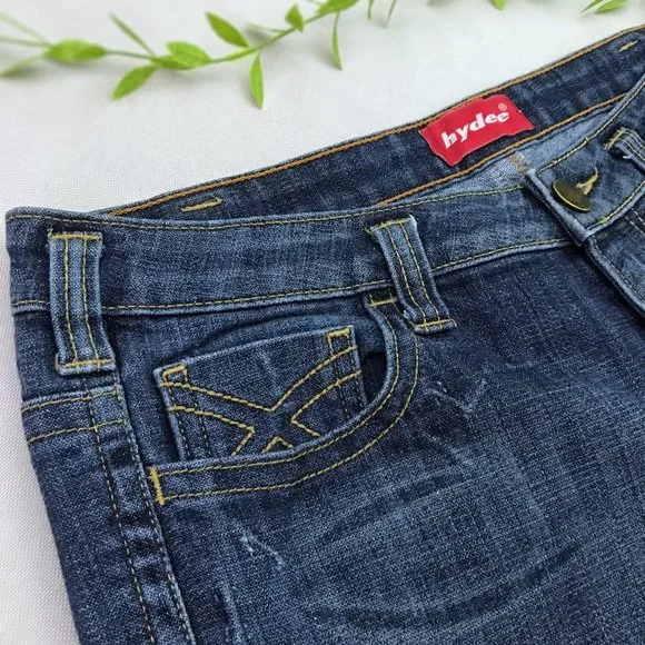 Fresh Peice Original ( HYDEE ) Straight fit mid wash jeans Fixed Price - Picture 3 of 5